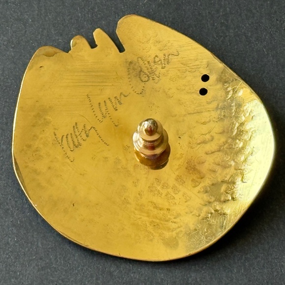 ARTISAN HANDMADE Brooch Hammered Gold Metal Funny Face Pin Back - Picture 2 of 7